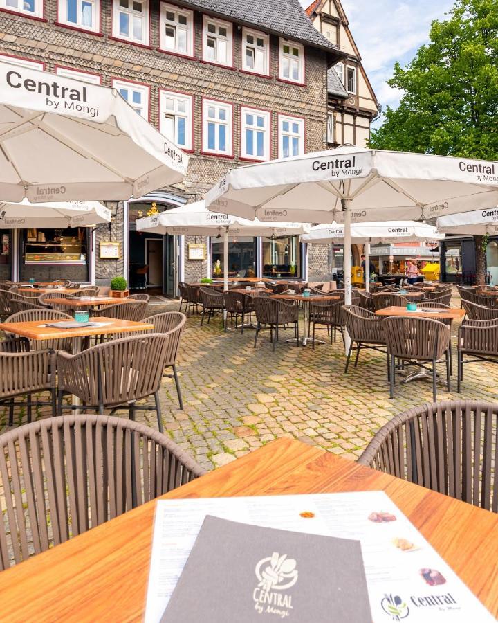 Marktplatz Гослар Екстер'єр фото